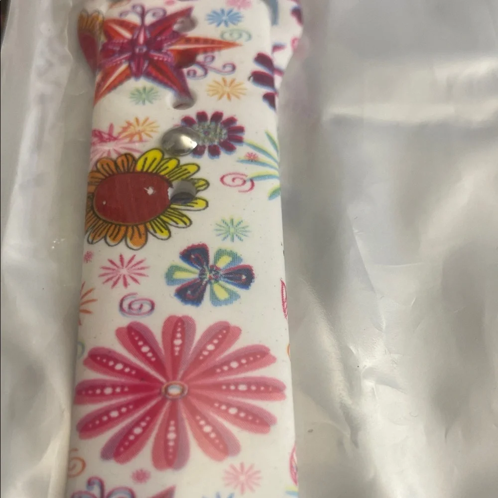 NWT “Summer” Floral Patterned Smart Watch Band 42/44/45 mm Apple Friendly